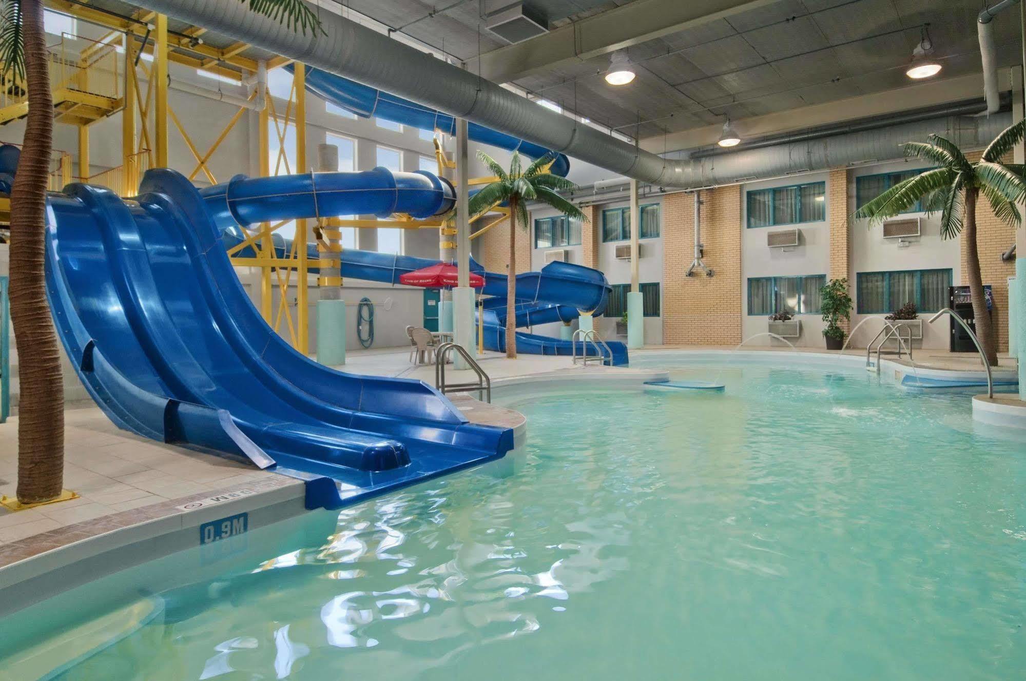Travelodge By Wyndham Winnipeg Airport Extérieur photo